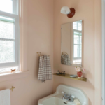 Farmhouse Bathroom Makeover