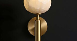 Alabaster Wall Lamp