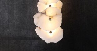 Alabaster Wall Lamp