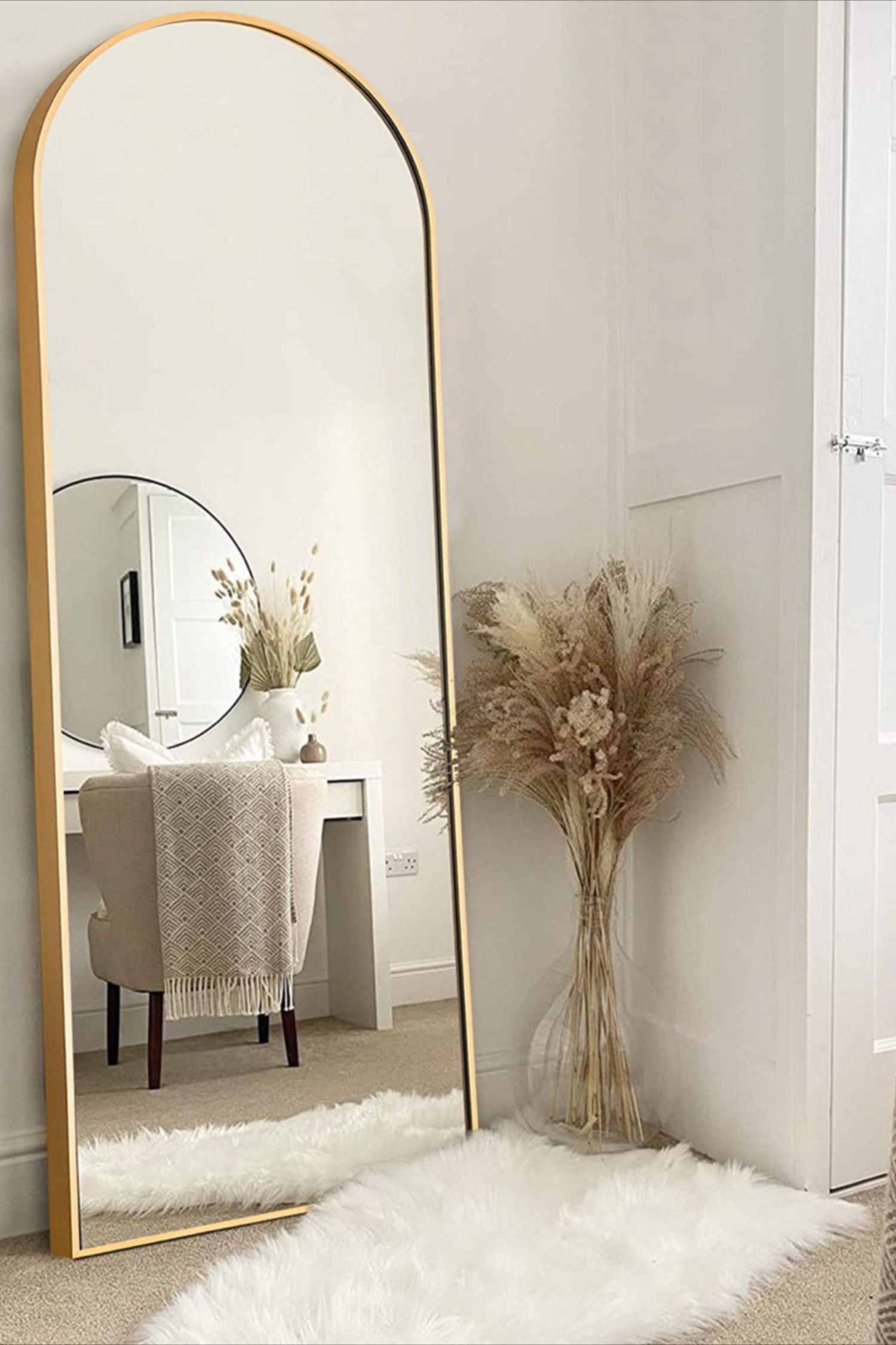 Bedroom Mirrors : The Best Bedroom Mirrors for Your Home Décor and Function