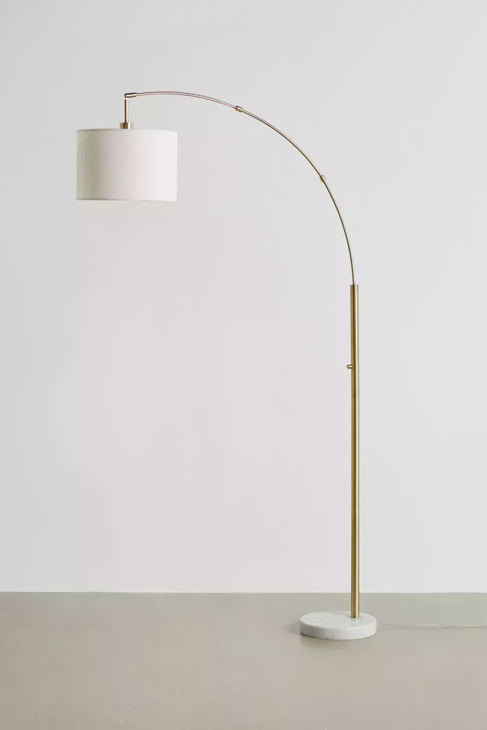 Brass Arch Floor Lamp Sophisticated and Modern Floor Lamp with Stunning Arch Design and Brass Finish