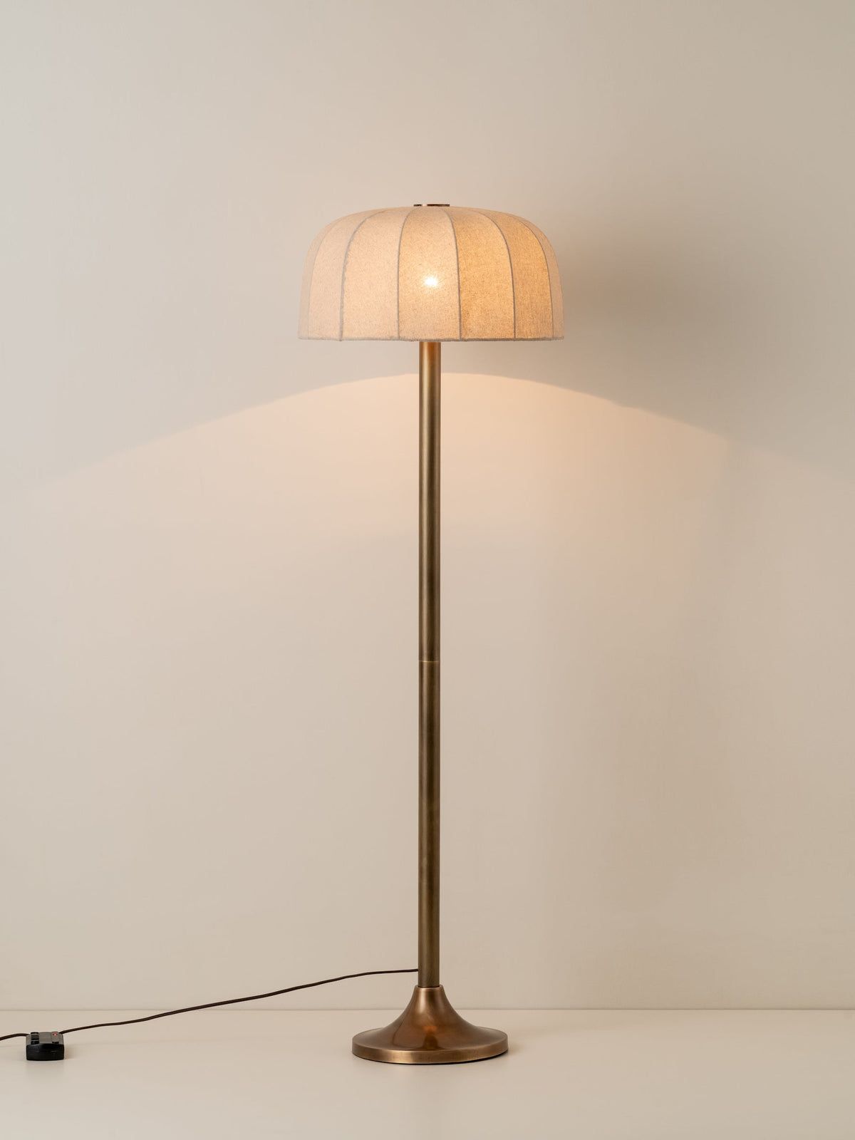 Brass Floor Lamp : The Elegance of a Brass Floor Lamp in Home Decor