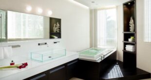 Breathtaking Bathrooms With Infinity Bathtubs