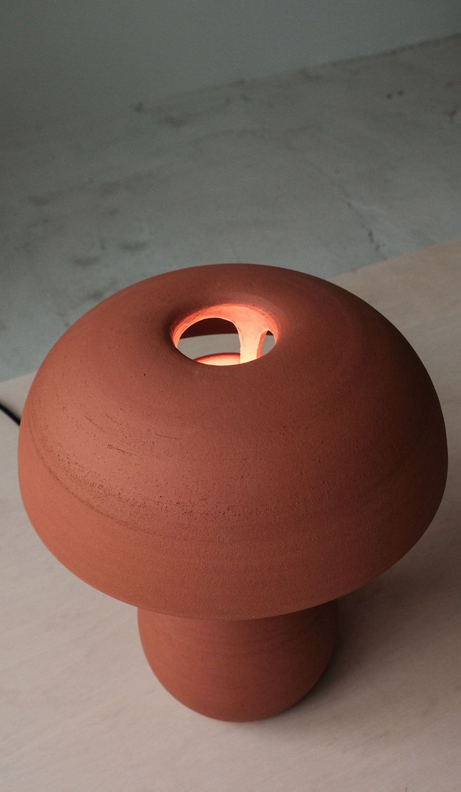 Ceramic Table Lamps : Stylish Ceramic Table Lamps Adding Elegance to Any Room