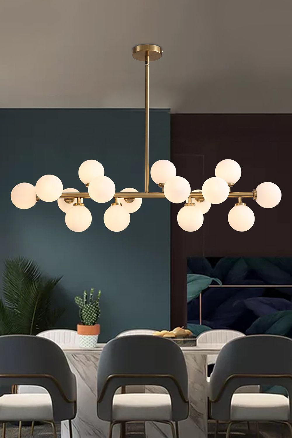 Chandelier In The Living Room : Stunning Chandelier Adds Elegance to Living Room Decor