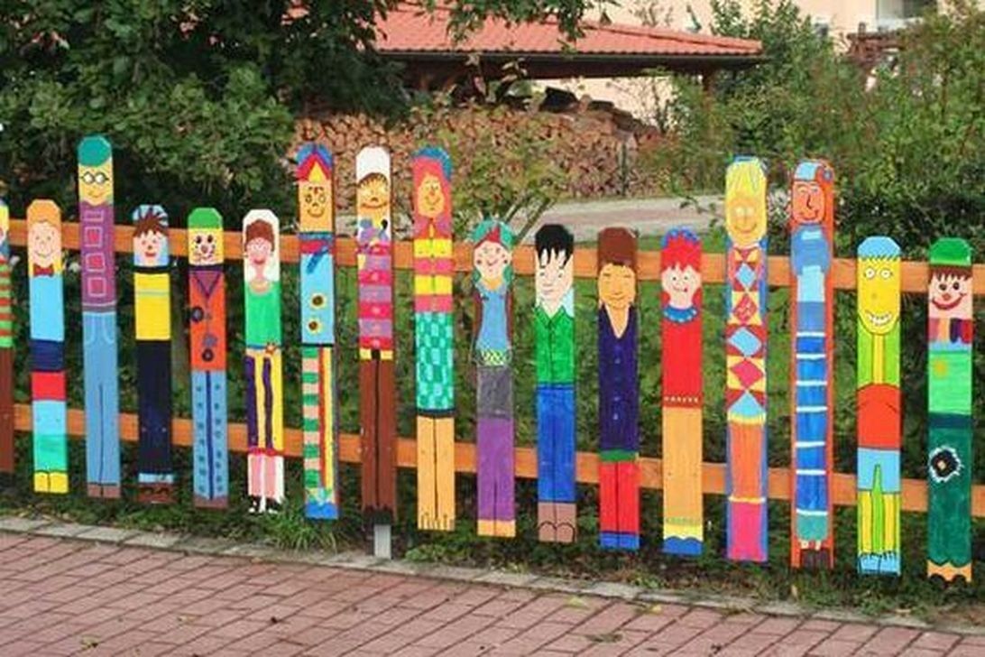 Colorful Peace Poles Design For Garden Beautiful and Creative Garden Peace Pole Designs