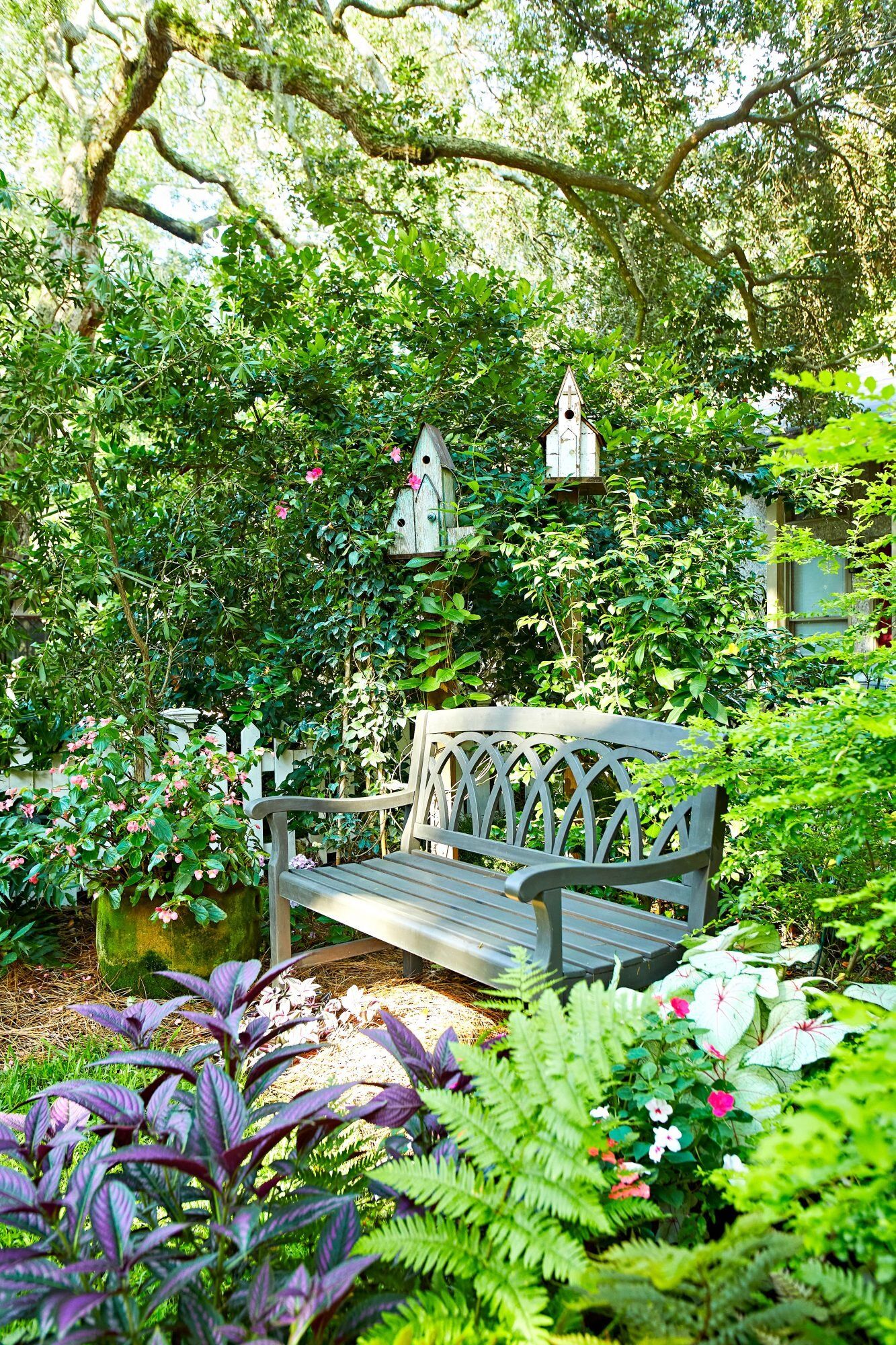 Cute Garden Benches Beautiful Seating Options for Your Outdoor Space