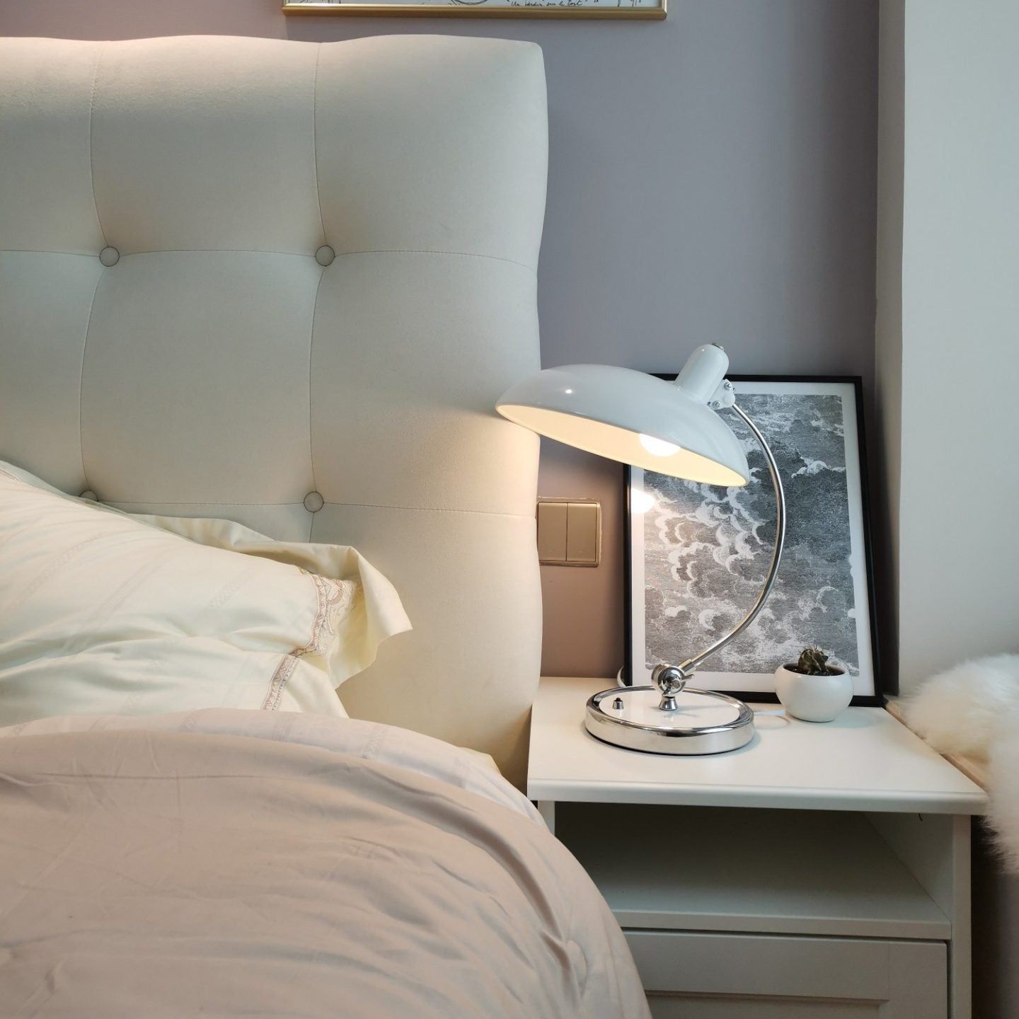 Elegance Of The Nightstand Lamp Enhance Your Bedroom Ambiance with a Stylish Lamp for Your Nightstand