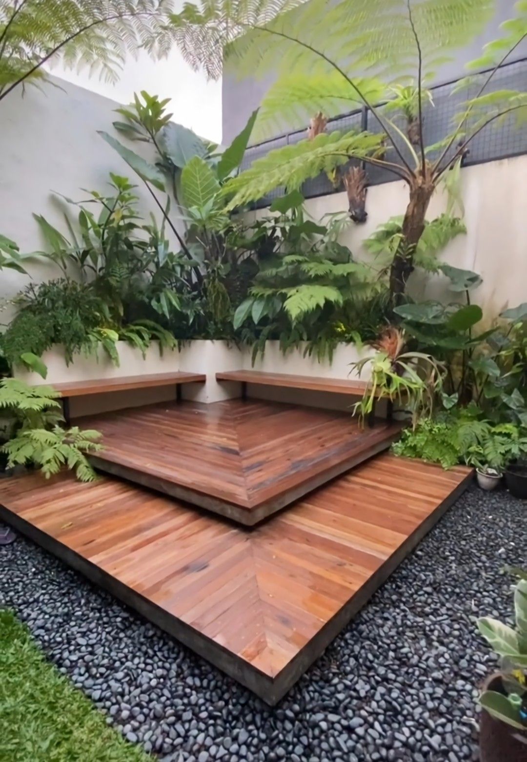 Elegant Backyard Design Transform your Outdoor Space with a Sophisticated and Stylish Backyard Look