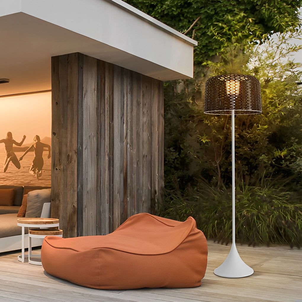 Elegant Outdoor Lamp Illuminate Your Outdoor Space with a Stylish Lamp for a Touch of Sophistication