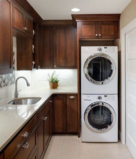 Elegant Traditional Laundry Classic Laundry Room Design for Timeless Elegance