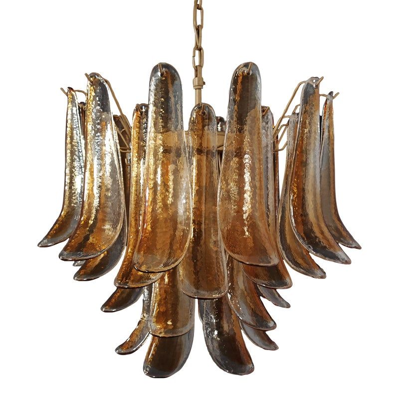 Fantastic Looking Chandeliers Elegantly Designed Chandeliers to Elevate Your Home Décor