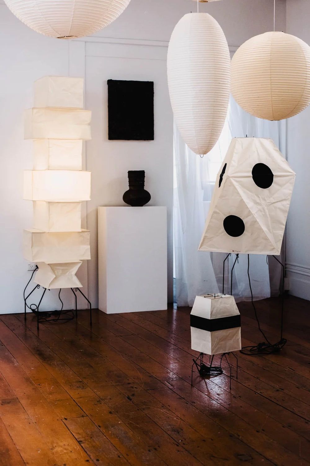 Floor Lamps Made Of Rice Paper Stylish and Eco-Friendly Lighting Option: Rice Paper Floor Lamps for a Modern Home