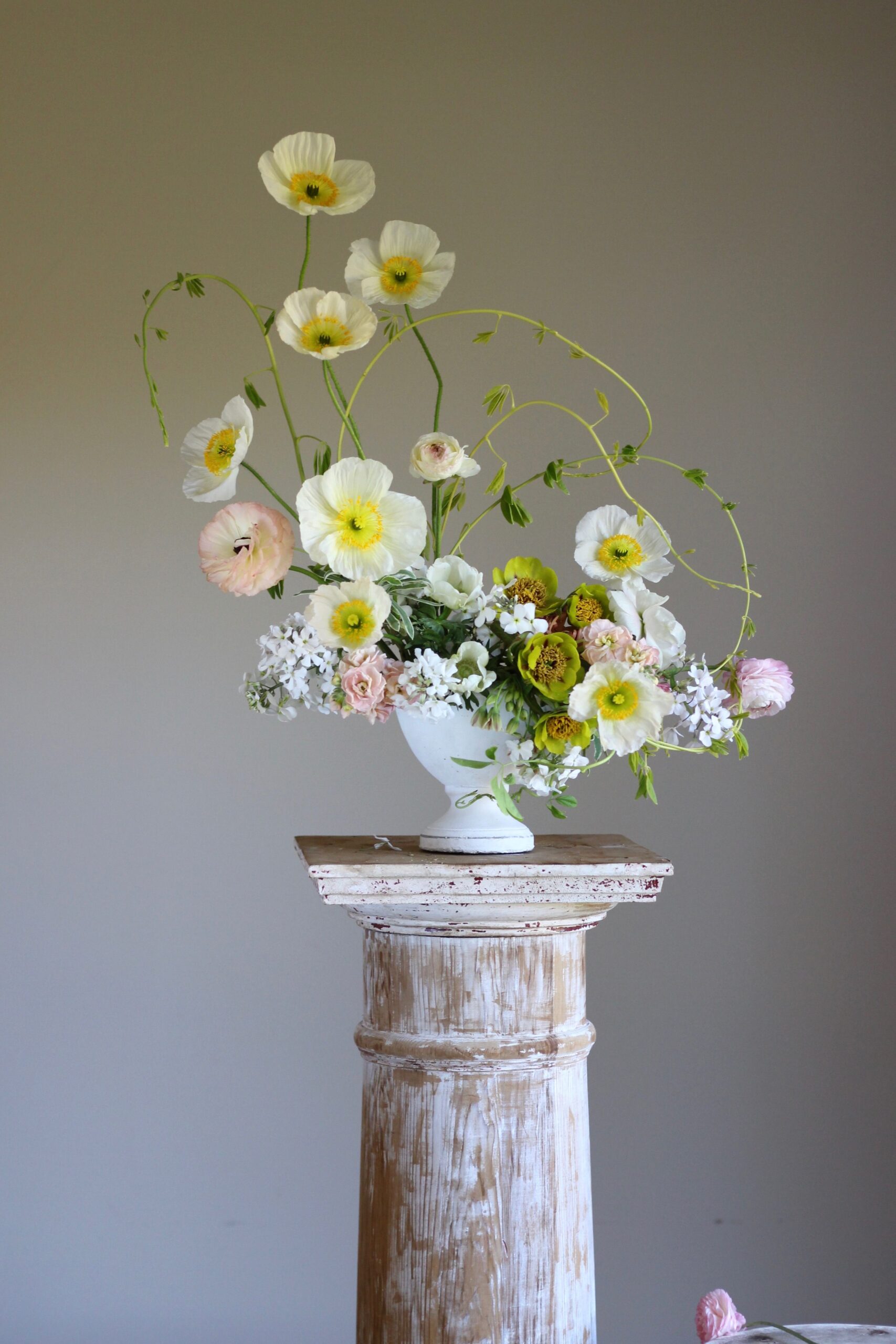 Flower Arrangement Design Decor Elegant and Creative Ways to Display Flowers in Your Home