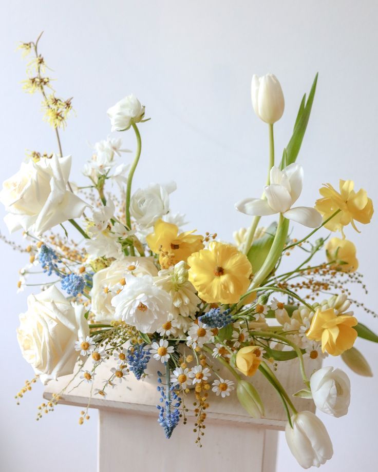 Flower Arrangements For Table Stunning Centerpieces to Elevate Your Table Decor