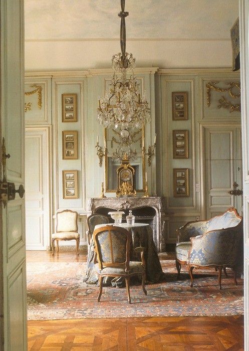 French Chandeliers Elegant Lighting Fixtures from France
