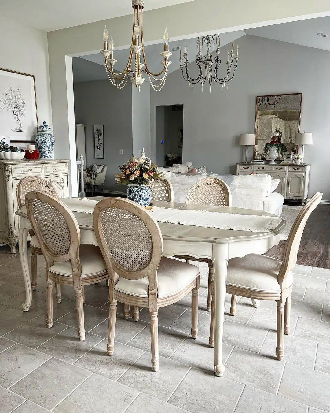 French Country Dining Room : Create the perfect French Country Dining Room aesthetic in 3 simple steps