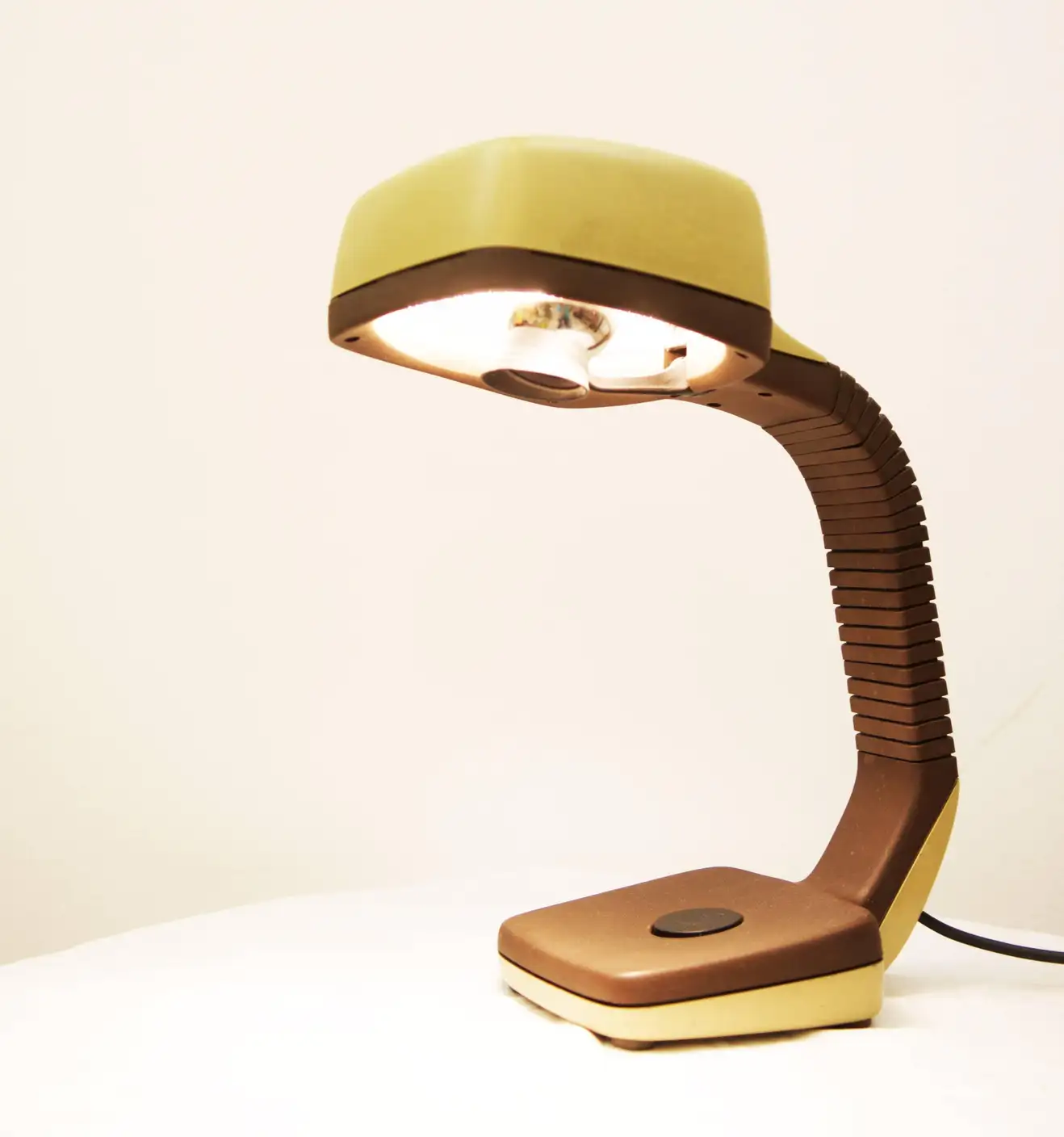 Gooseneck Desk Lamp Illuminate Your Workspace with Flexible Desk Lighting