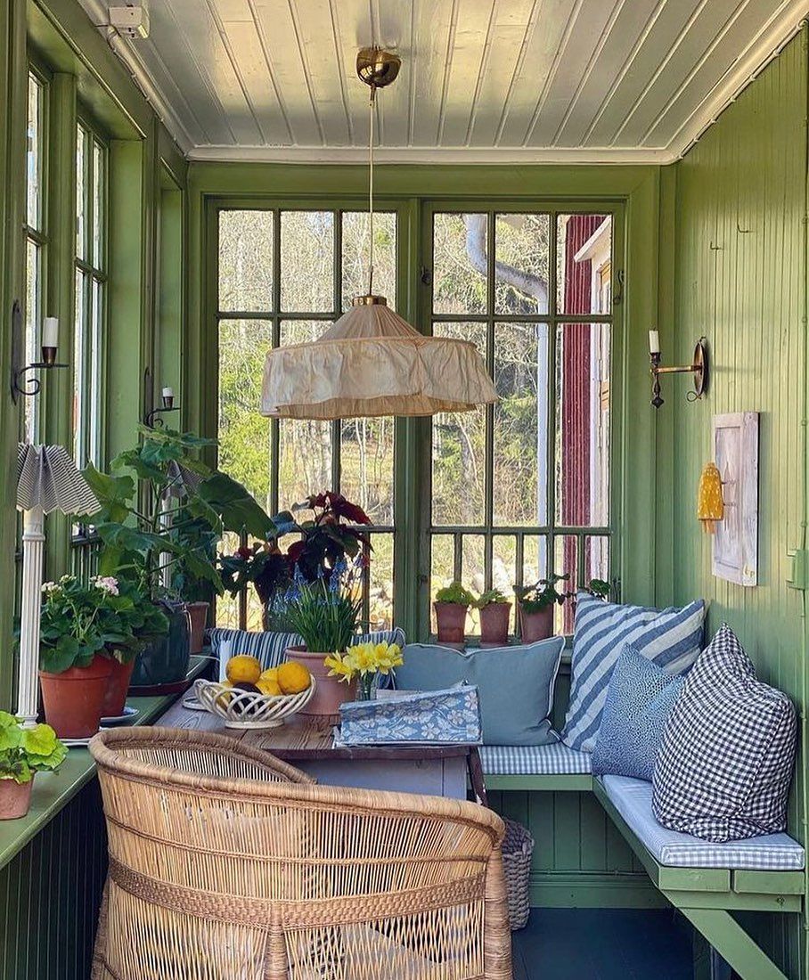 Green Porch Design Sustainable and Stylish Porch Décor Ideas for Eco-Friendly Homes