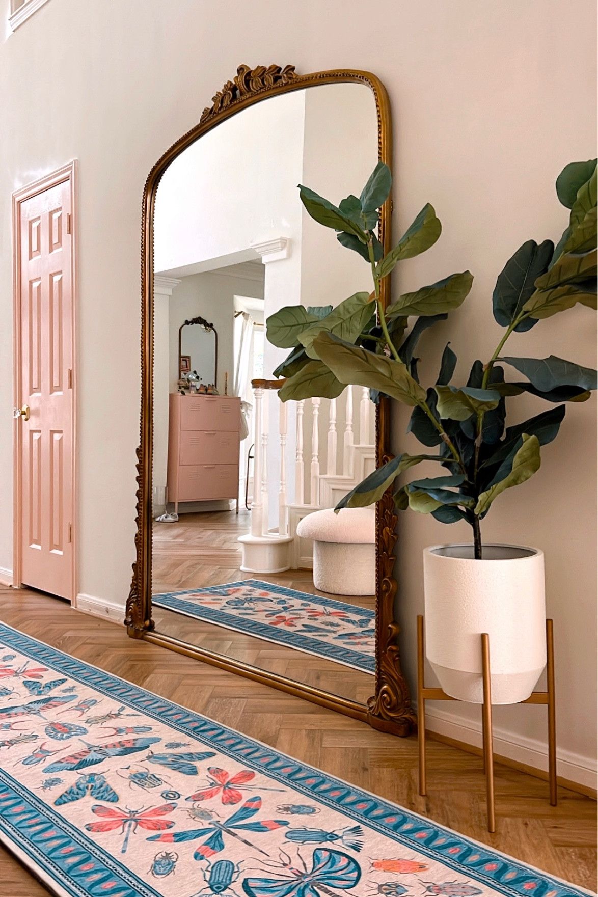 Hallway Mirror : Stylish hallway mirror ideas to enhance your space