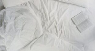 Hotel Bedding