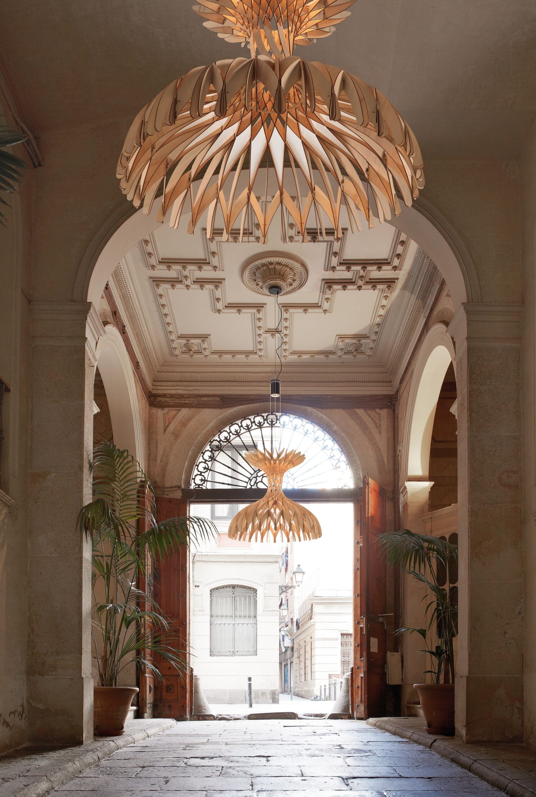 Importance Of Chandeliers Elevate Your Space with Stunning Chandeliers