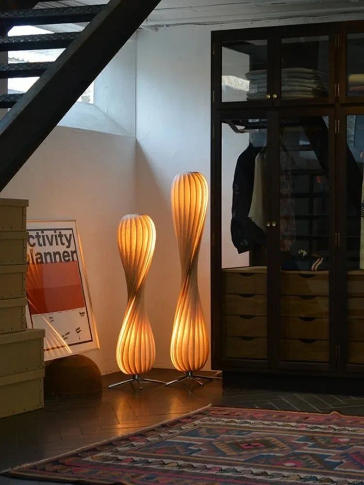Iron Floor Lamp : Elegant Iron Floor Lamp Adds Classic Style to Any Room