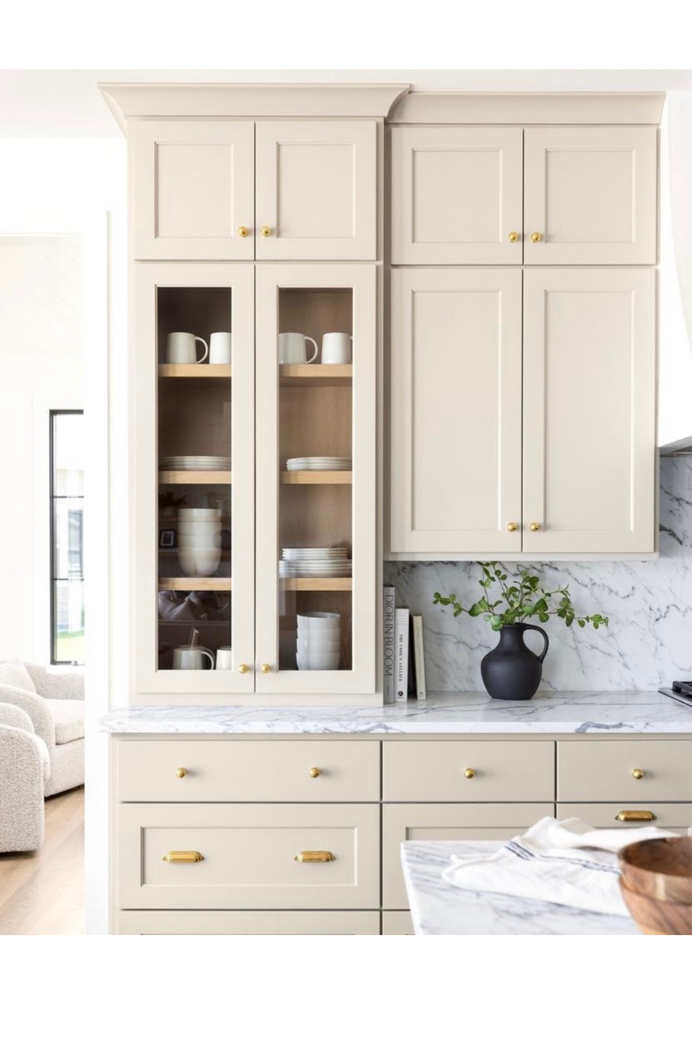 Kitchen Cabinets How to Upgrade Your Kitchen with Stylish Storage Solutions