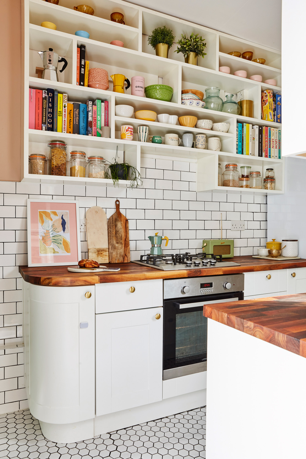 Kitchen Shelves Functional and Stylish Storage Solutions for Your Cooking Space