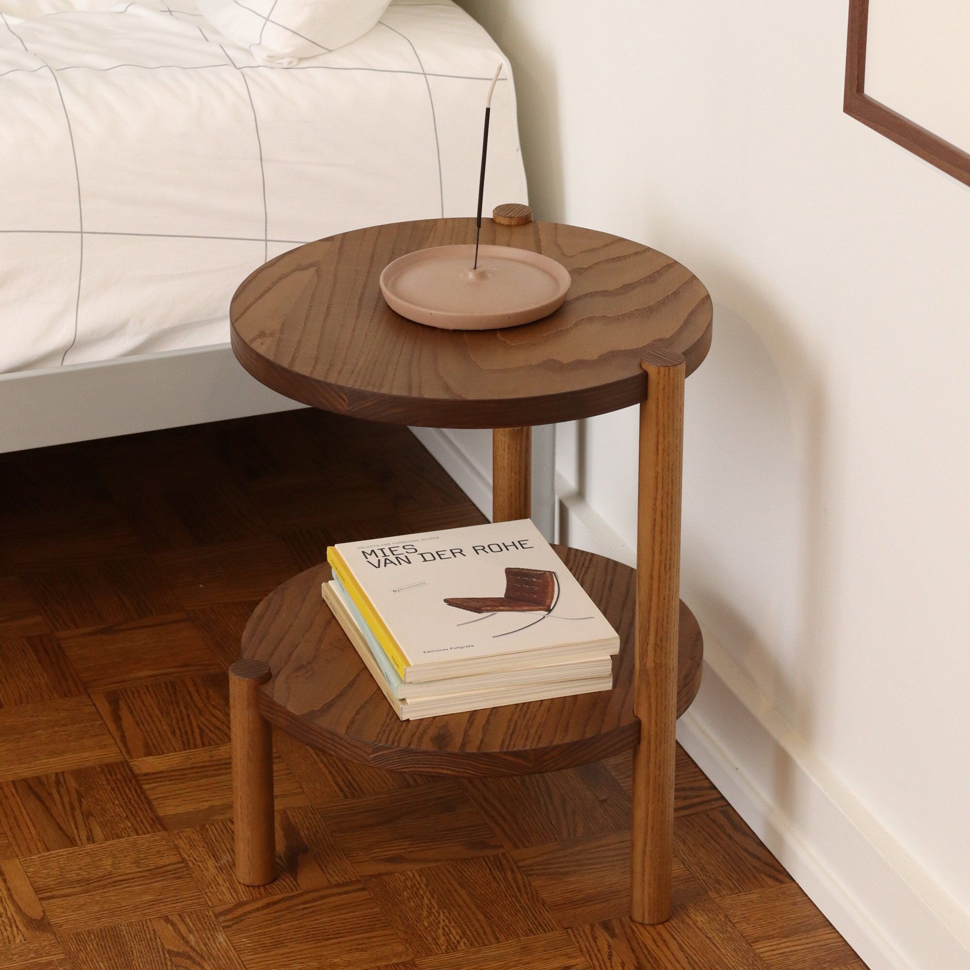 Modern Side Tables Sleek and Stylish Accent Tables for Contemporary Spaces