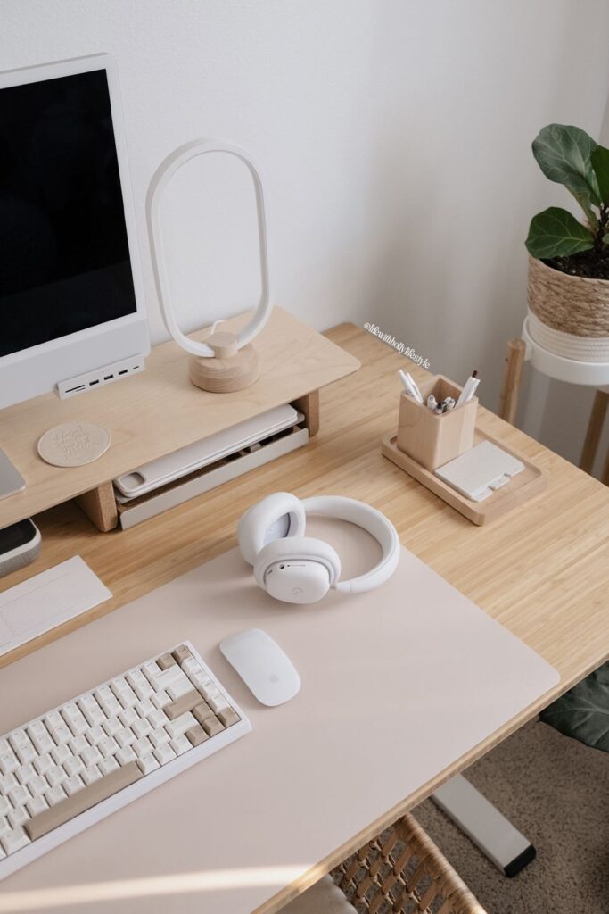 Office Accessories For The Desk