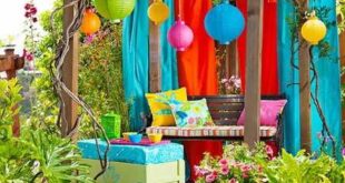 Outdoor Curtain Make Garden Colorful