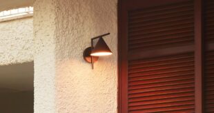 Outdoor Lighting Fixtures