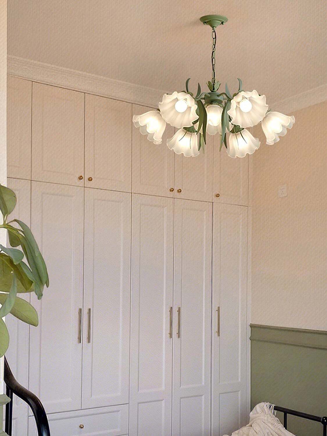 Shabby Chic Chandeliers Elegant Lighting for Vintage-Inspired Spaces