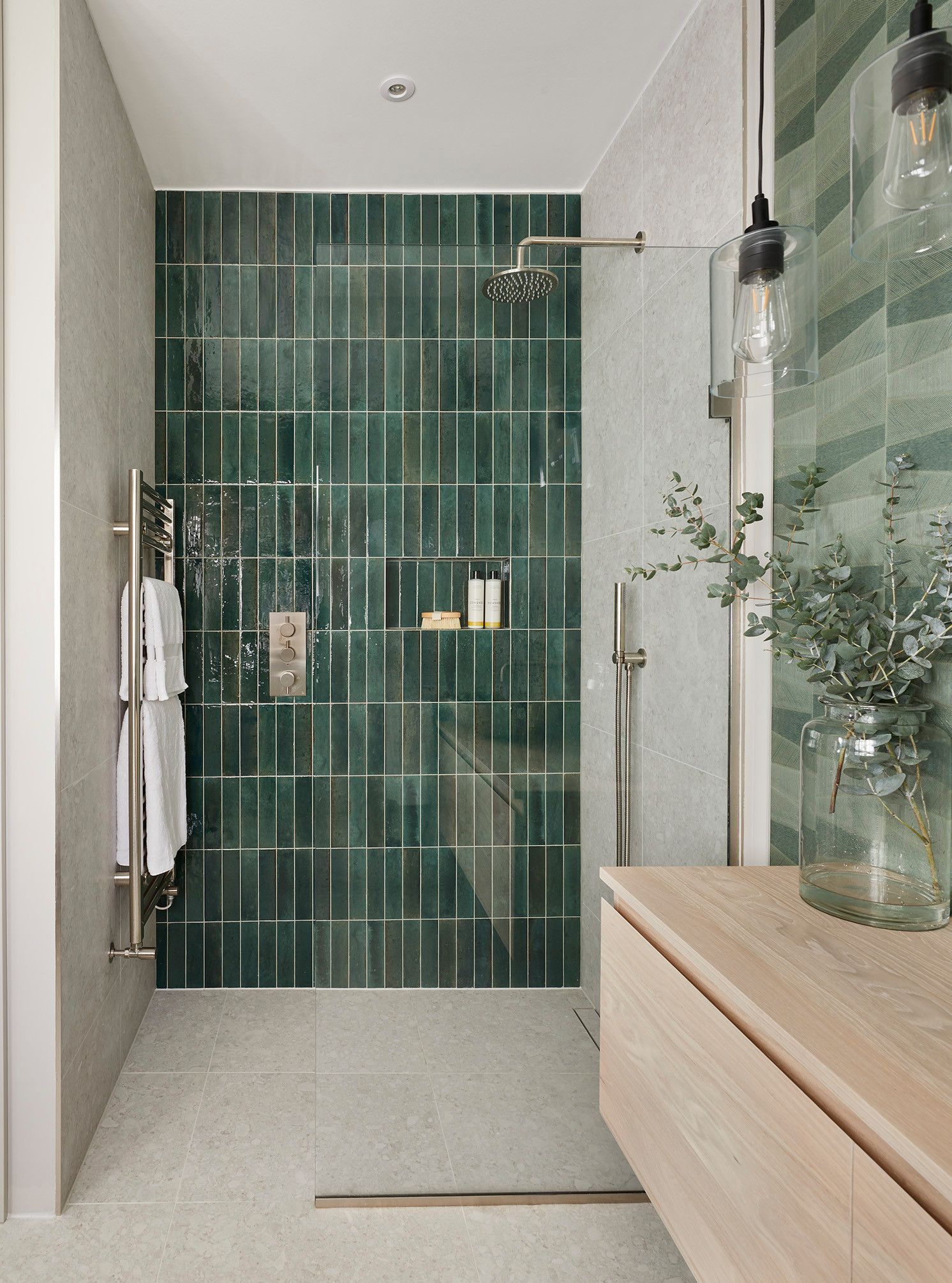 Showers Designs : The Latest Trends in Shower Designs to Upgrade Your Bathroom Space