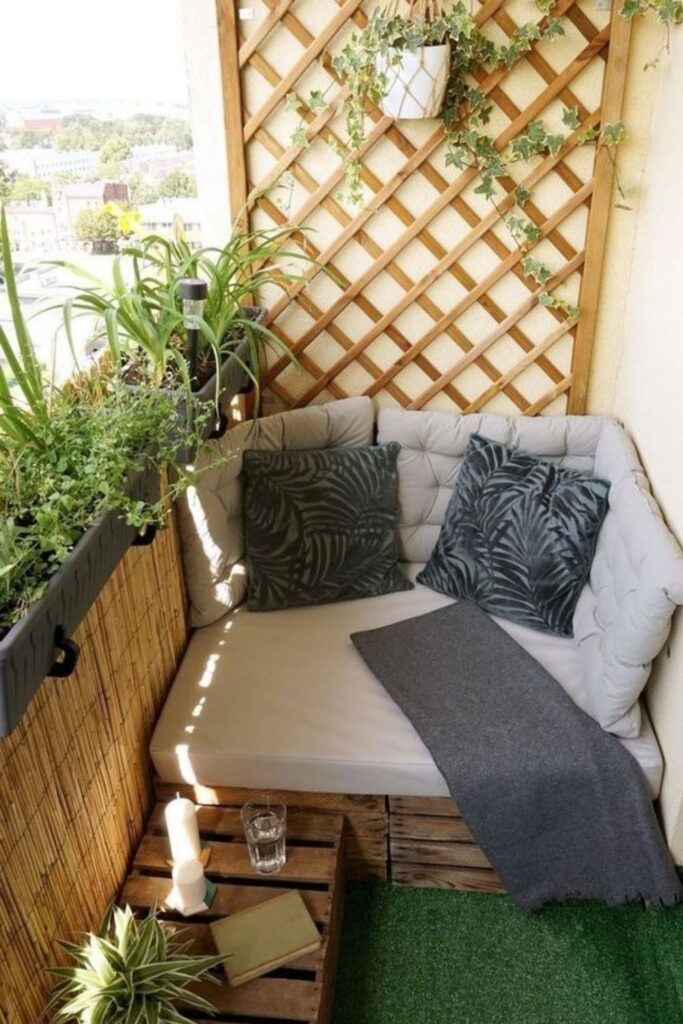 Small Apartment Balcony Decor