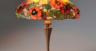 Stained Glass Lamp