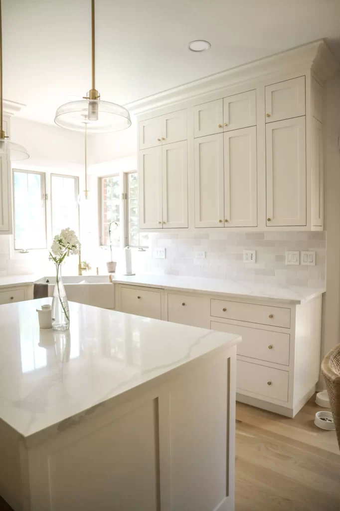 White Kitchen Cabinets