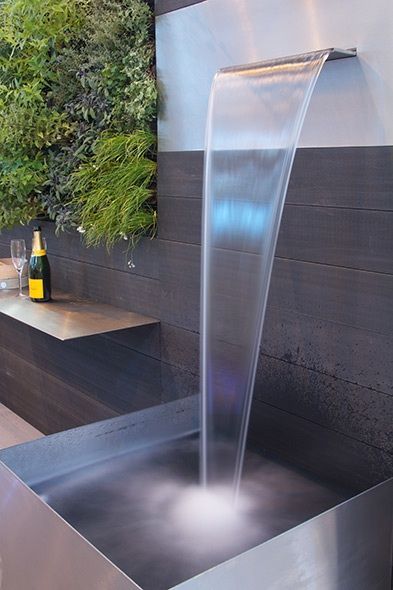 Backyard Fountain Ideas for a Relaxing Outdoor Oasis