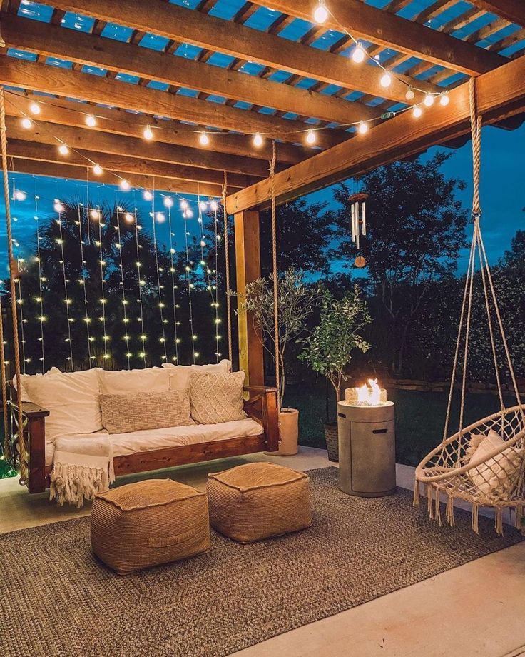 Backyard Decor Tips for Creating a Cozy Outdoor Oasis