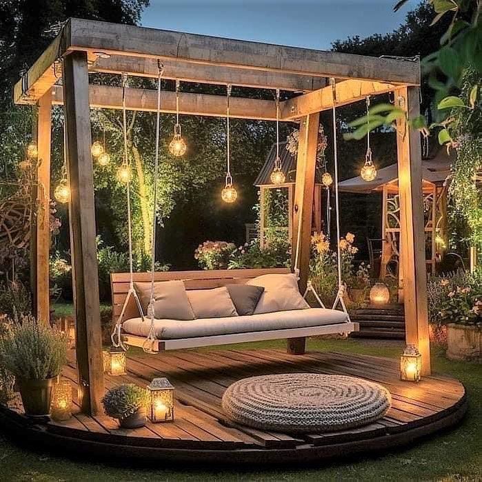 Backyard Swing: The Perfect Addition to Your Outdoor Space