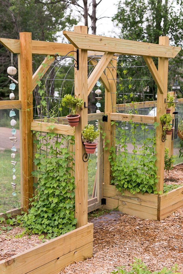 Garden Fence Ideas