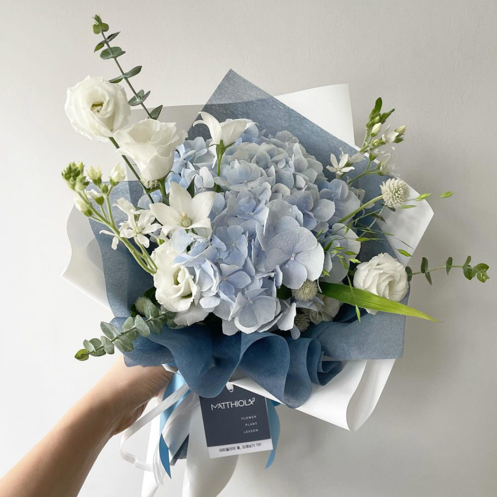 Graduation Flowers Bouquet