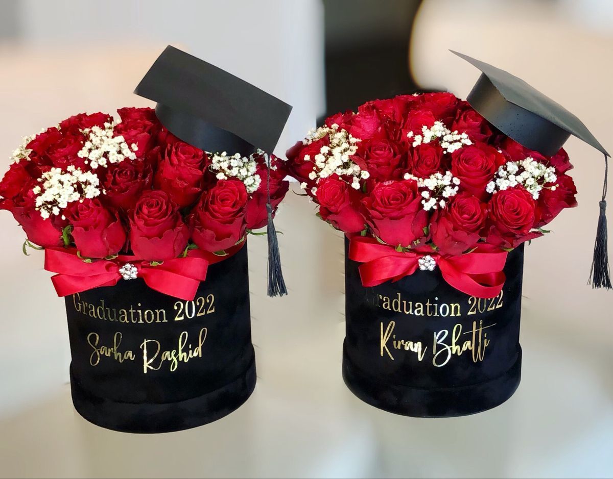 Graduation Flowers Celebrate Academic Achievement with Stunning Floral Arrangements