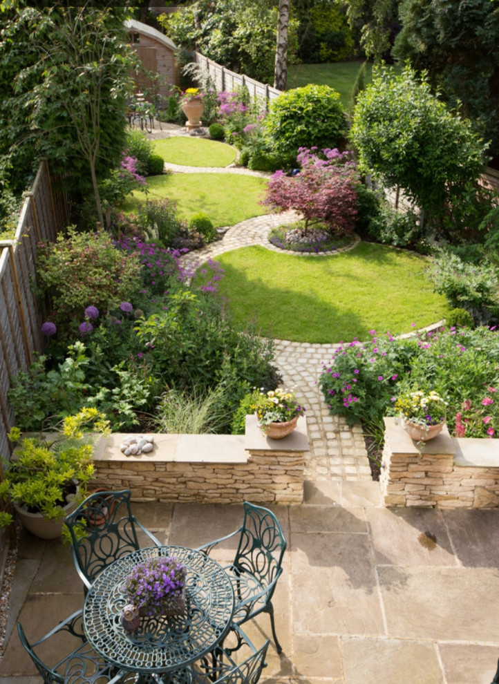 Small Garden Layout Tips and Ideas for Maximizing Space