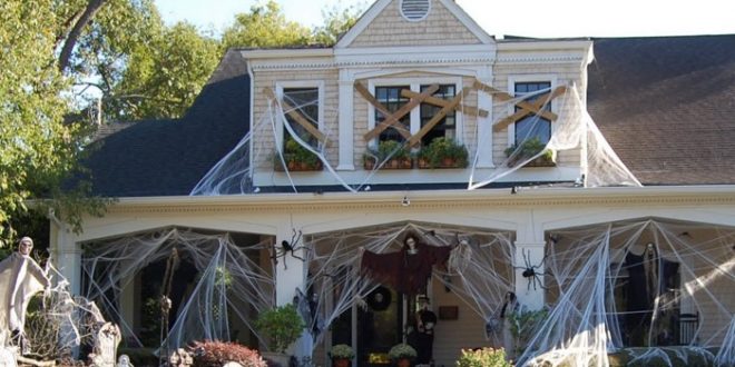 cool outside halloween decorations