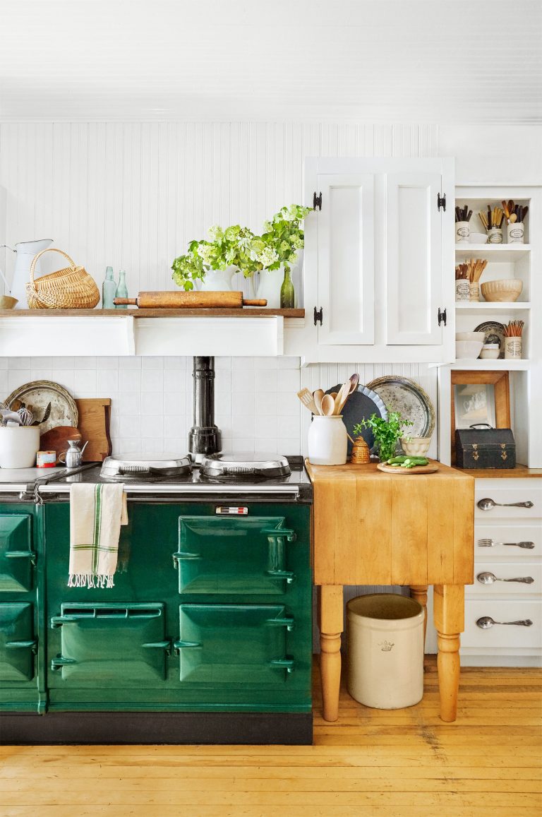 Vintage Farmhouse Style Kitchen Island – savillefurniture